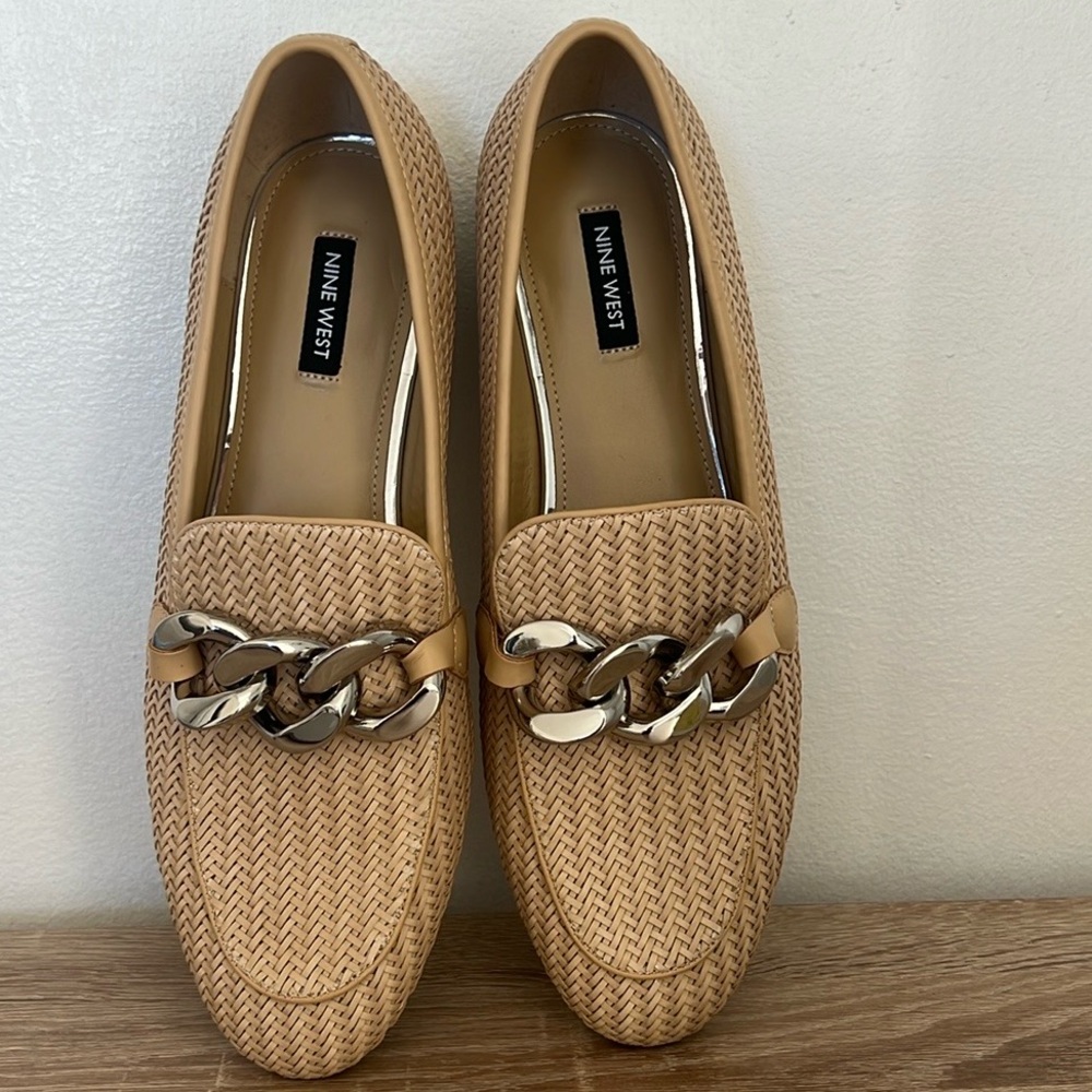 Nine West shoes 12W Shoes, chain detail